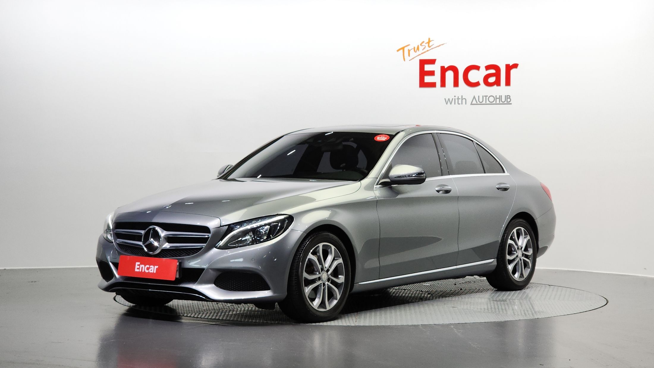 MERCEDES BENZ C-CLASS W205 2016