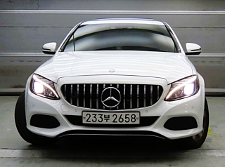 MERCEDES BENZ C-CLASS W205 2016
