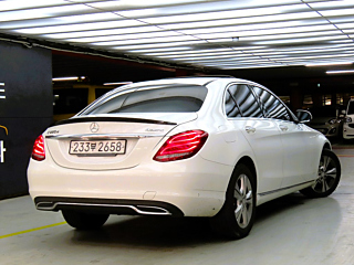 MERCEDES BENZ C-CLASS W205 2016