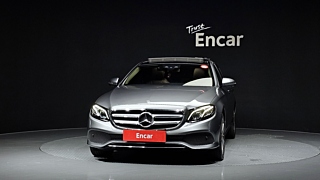 MERCEDES BENZ E-CLASS W213 2017