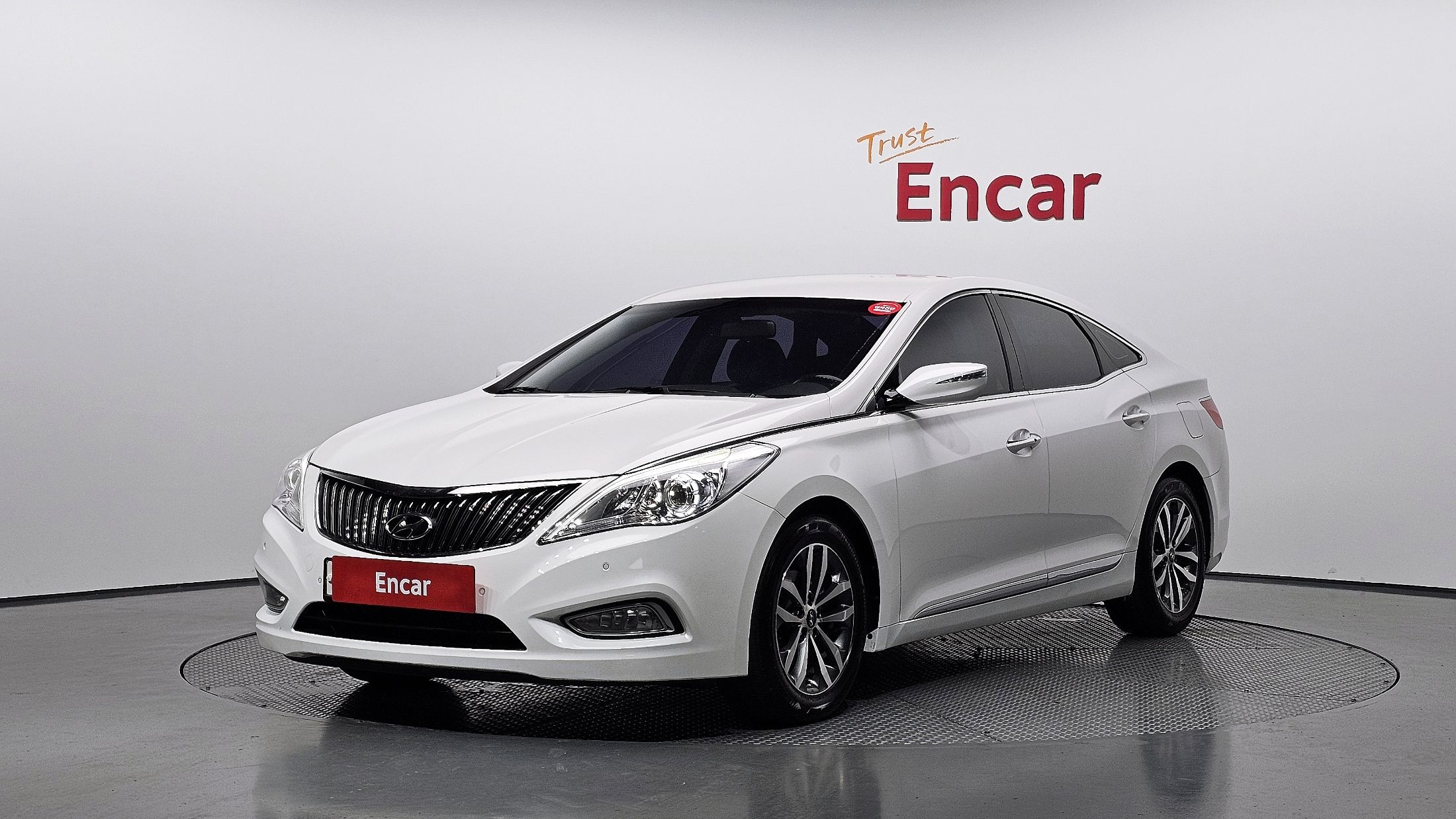 HYUNDAI GRANDEUR HG 2012