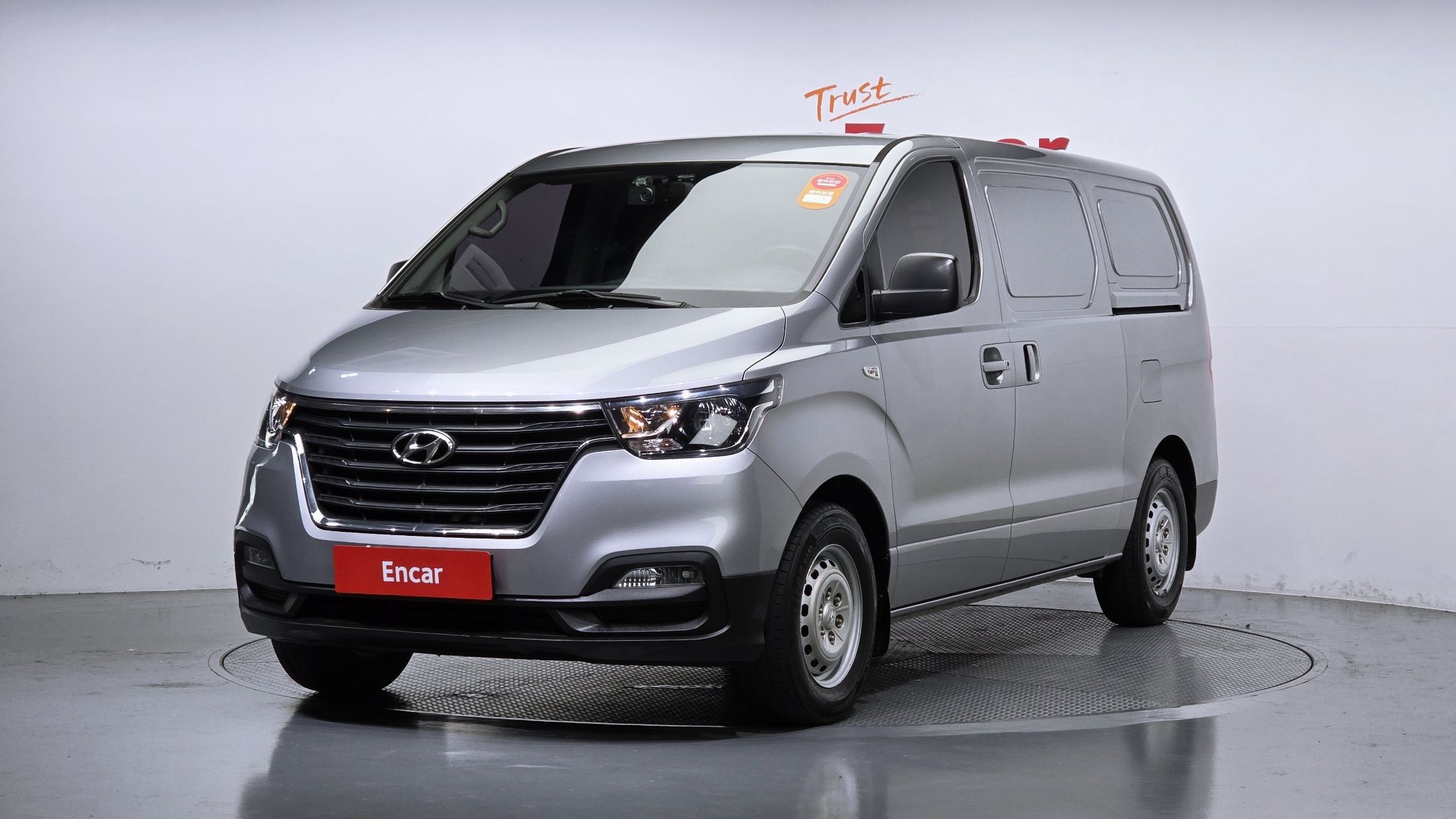 HYUNDAI STAREX GRAND