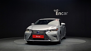 LEXUS ES300H 2016