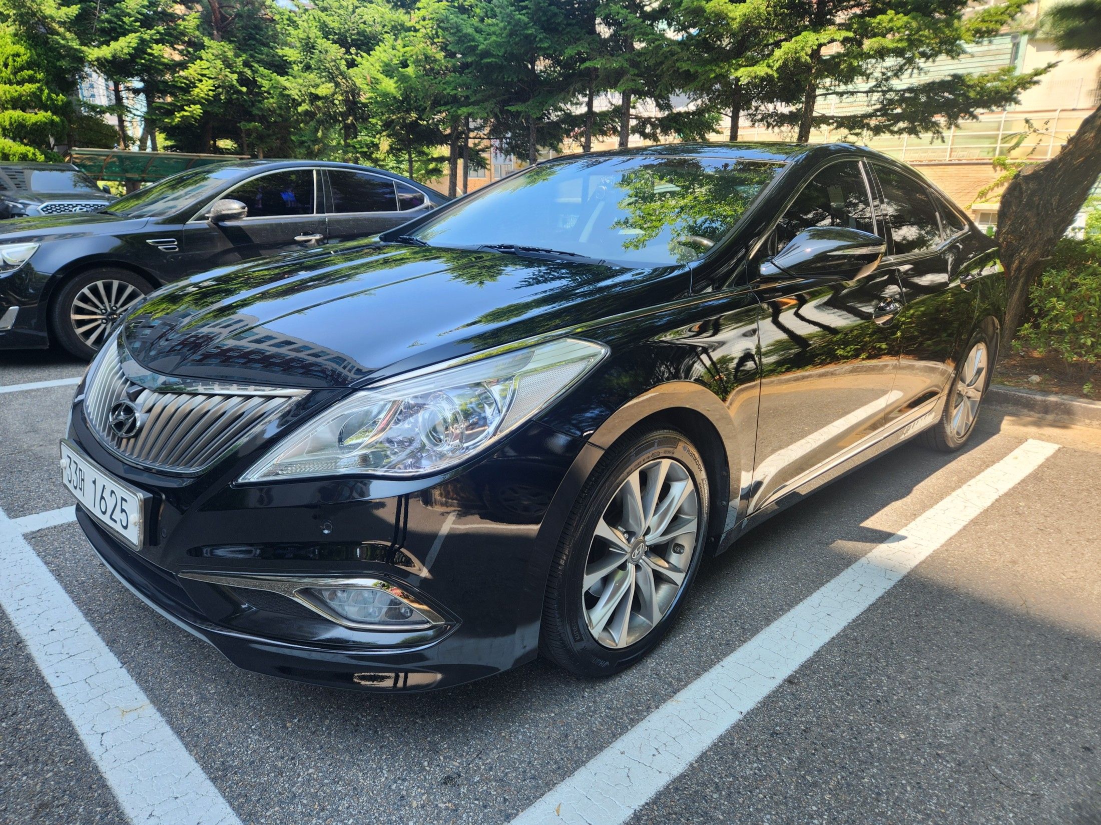 HYUNDAI GRANDEUR HG 2015