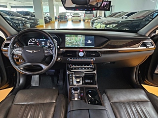 GENESIS EQ900 2017