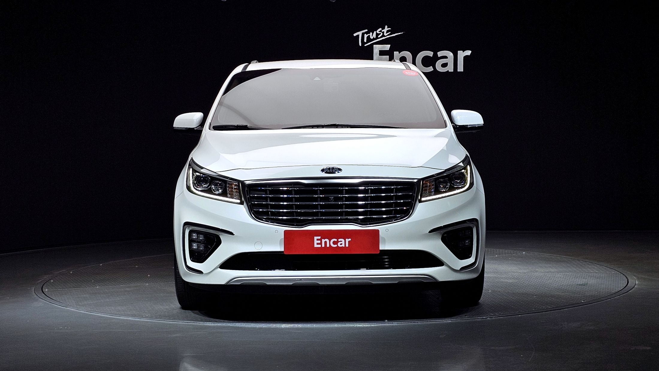 KIA CARNIVAL 2018