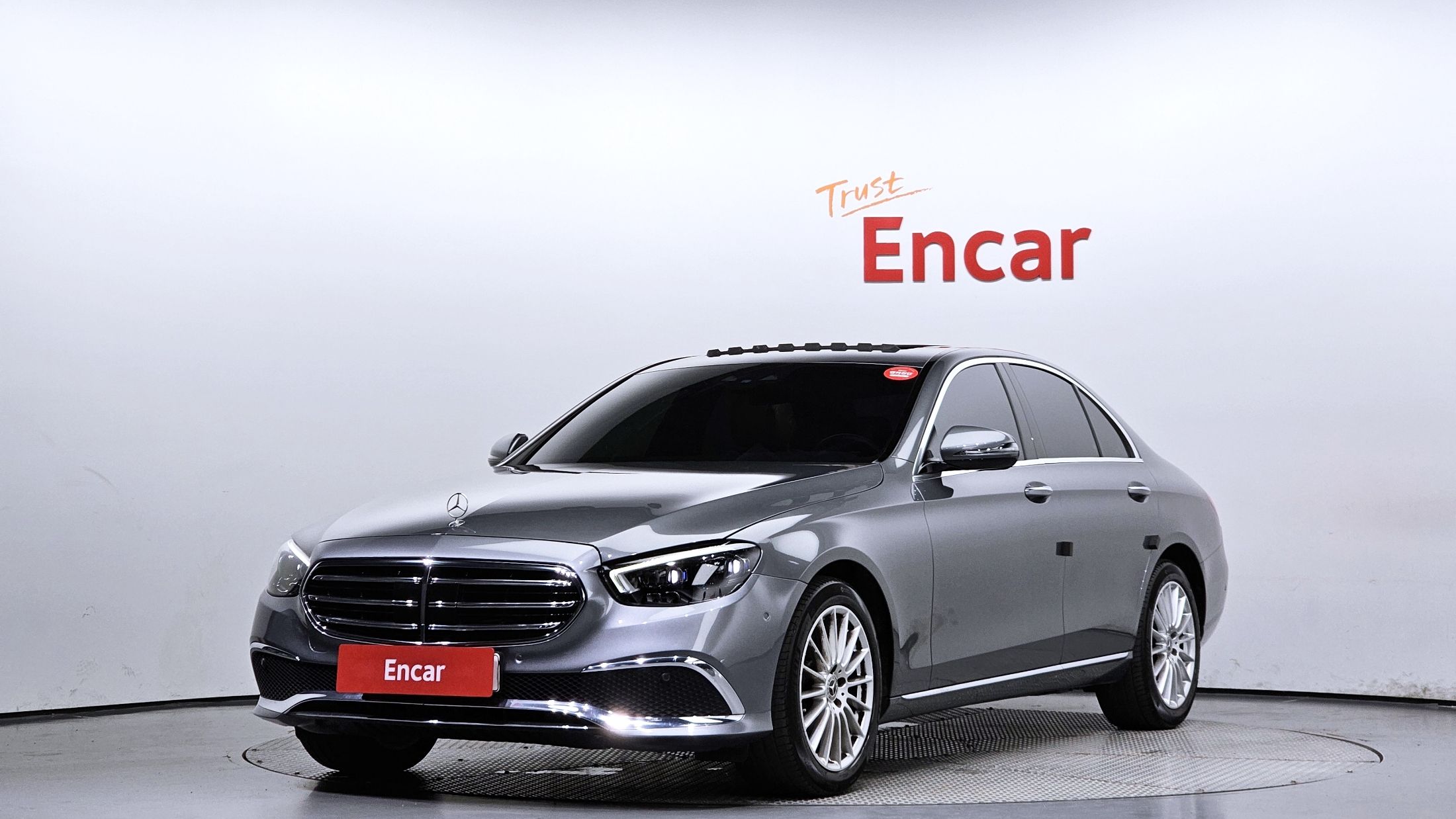 MERCEDES BENZ E-CLASS W213 2020
