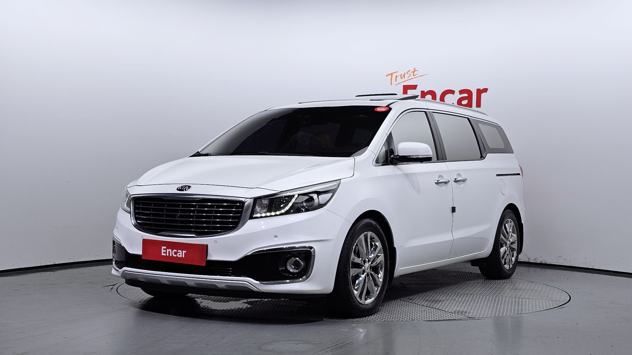 KIA CARNIVAL 2017