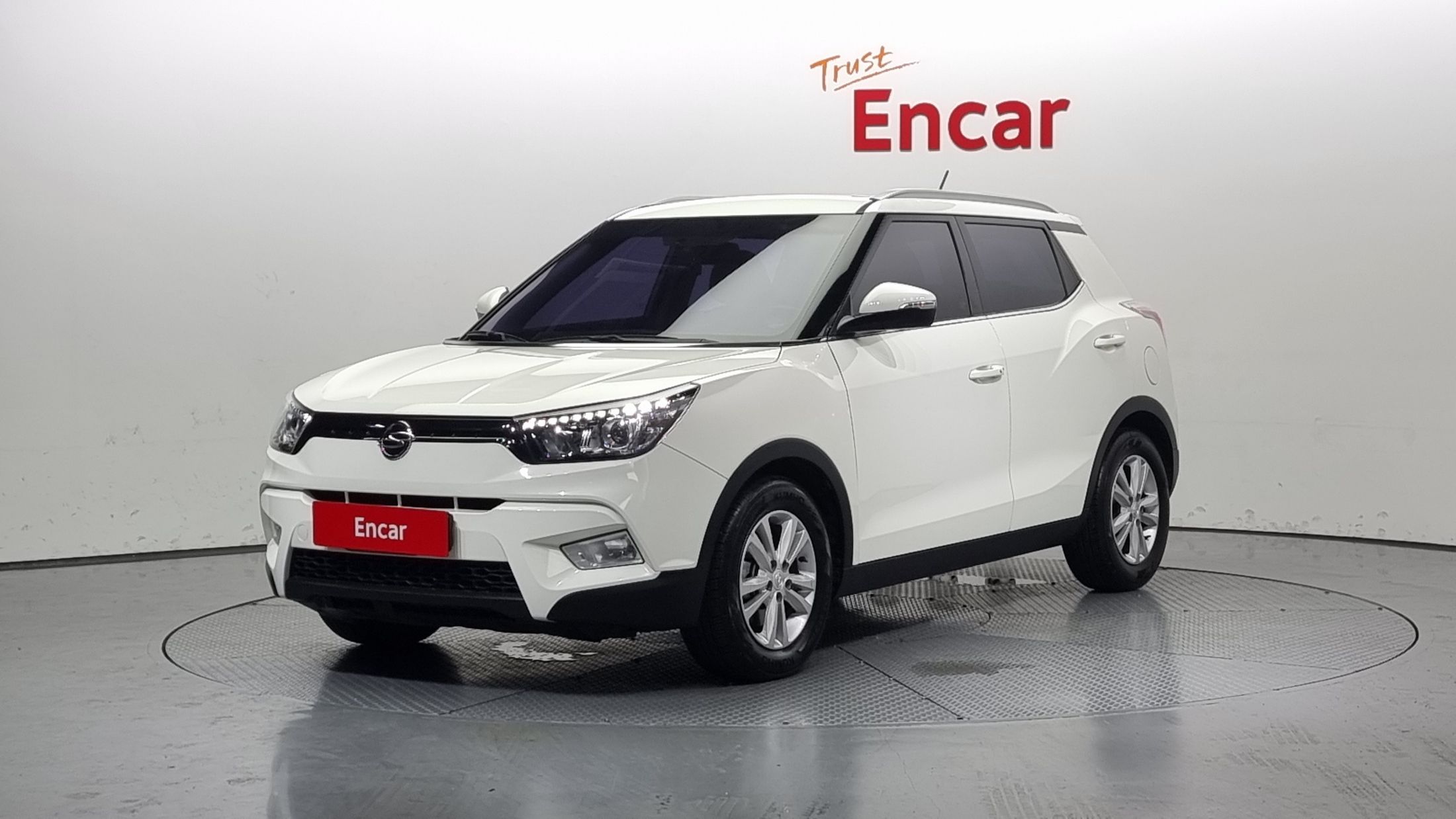 SSANGYONG TIVOLI 2016