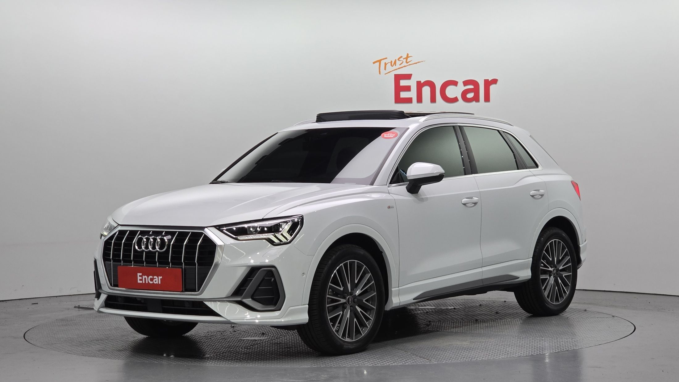 AUDI Q3 F3 2023