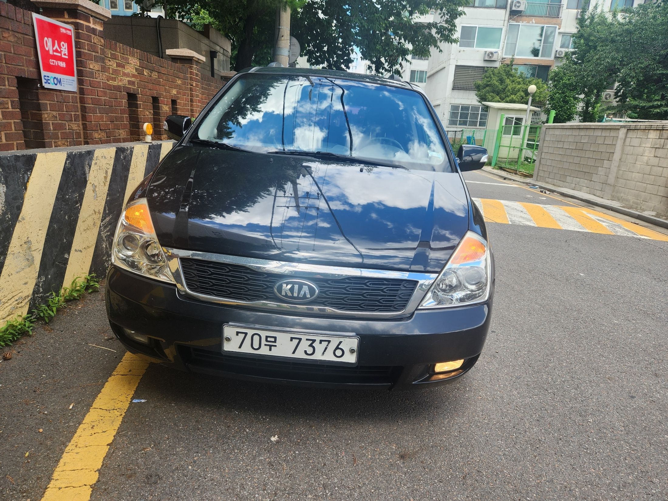 KIA CARNIVAL R 2013