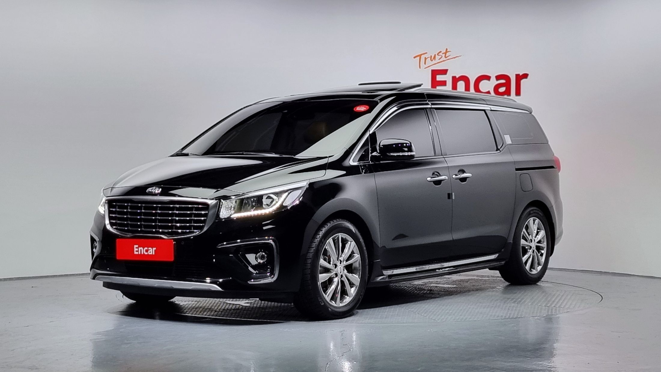 KIA CARNIVAL 2019