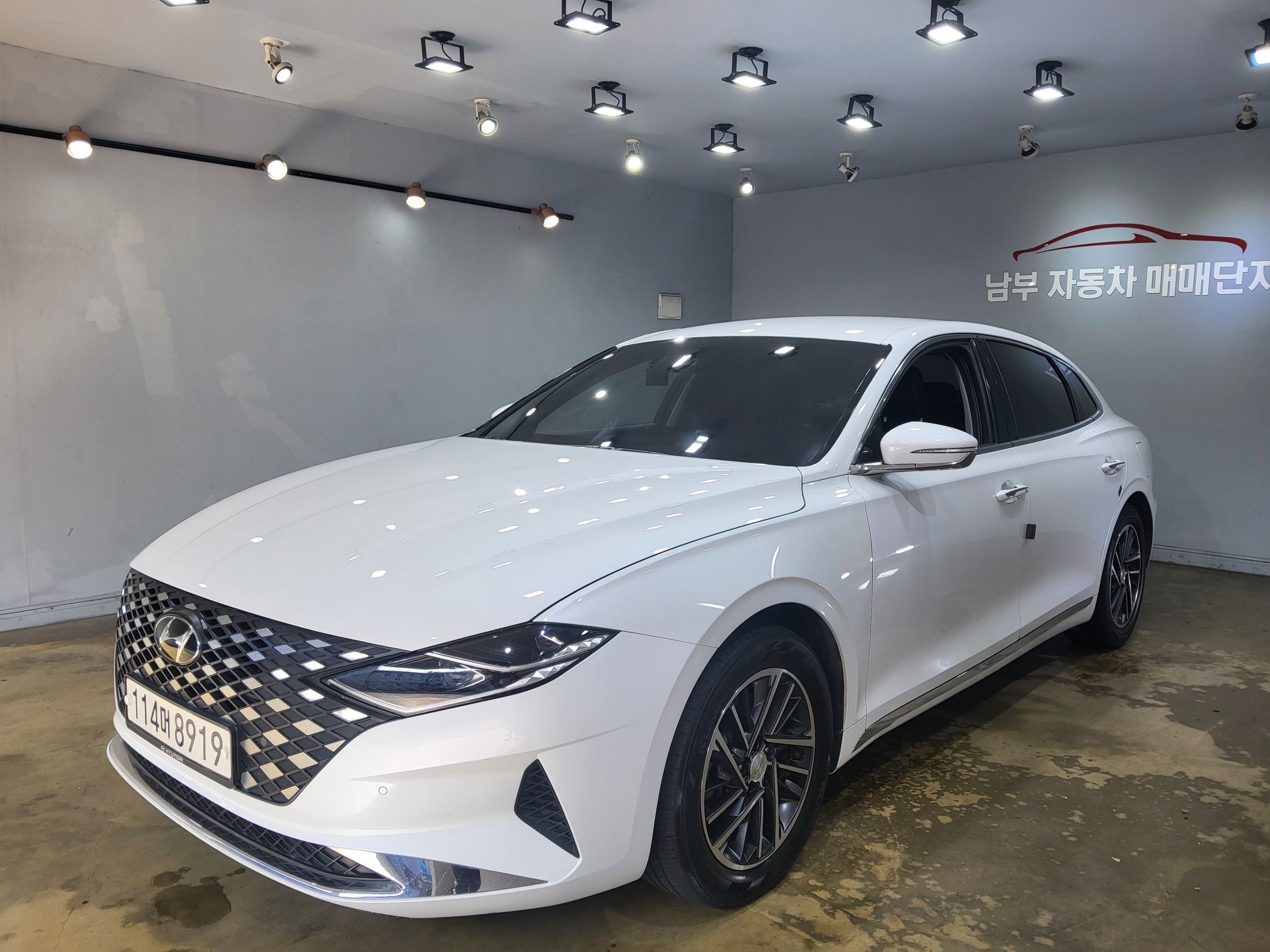 HYUNDAI GRANDEUR IG 2019