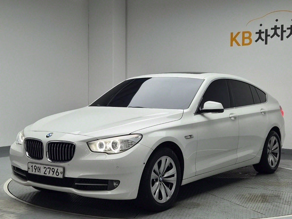 BMW 5-SERIES GT F07 2011