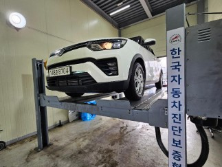 SSANGYONG TIVOLI VERY NEW 2021
