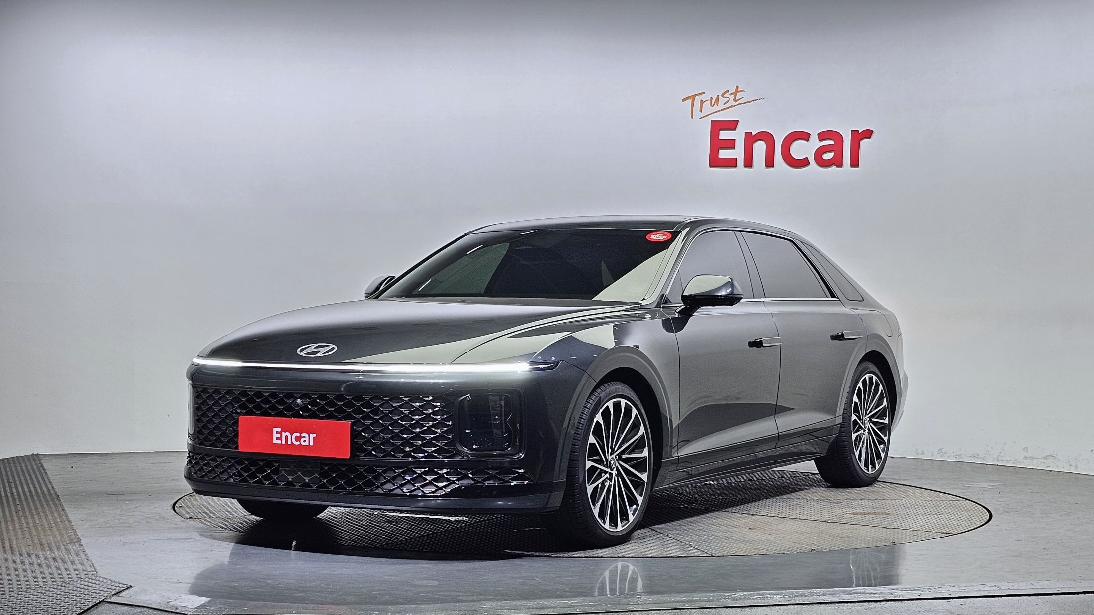 HYUNDAI GRANDEUR HYBRID GN7 2023