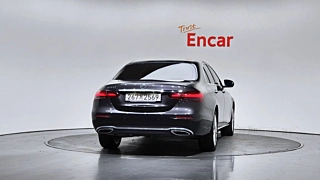 MERCEDES BENZ E-CLASS W213 2022