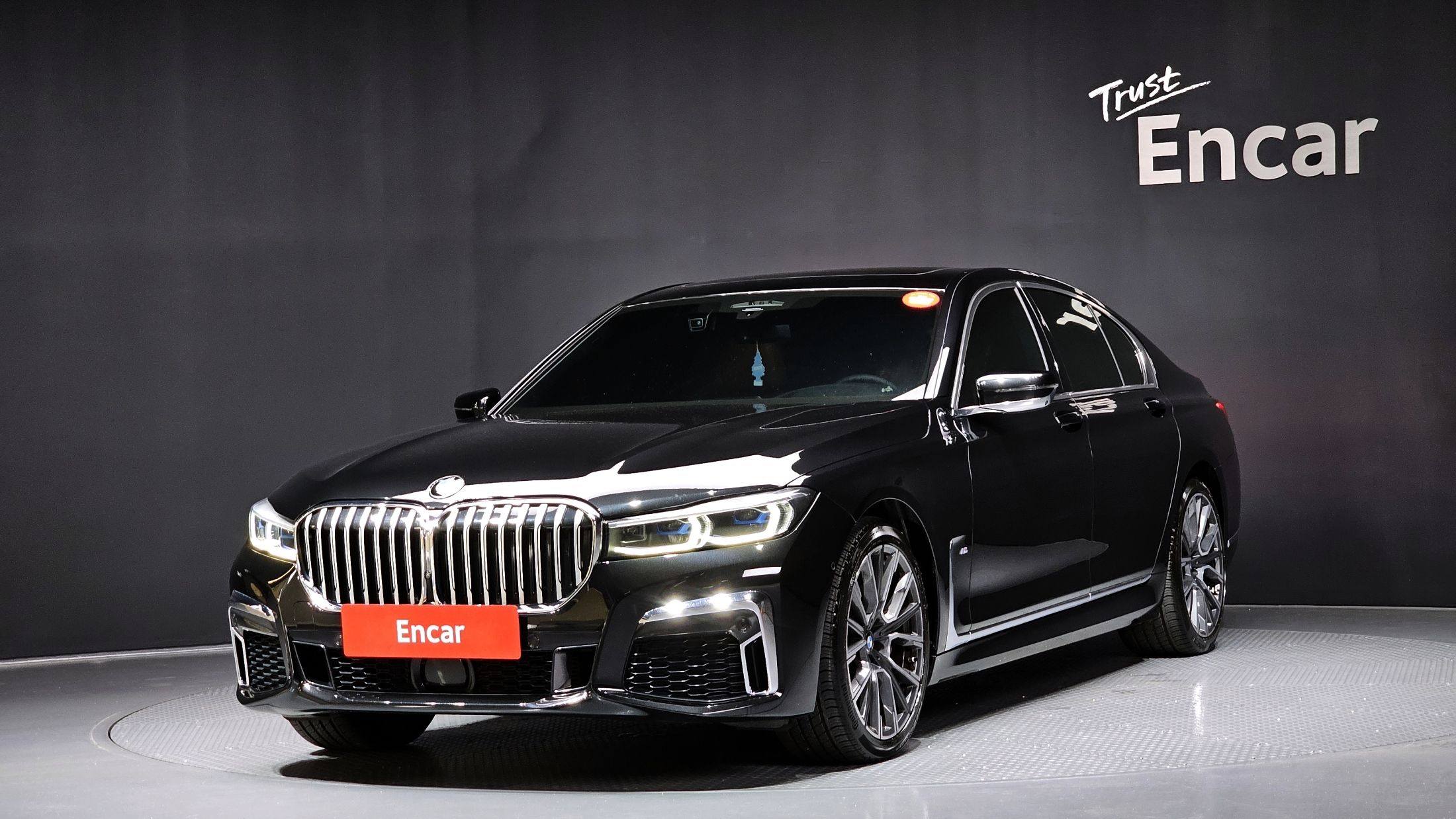 BMW 7-SERIES G11