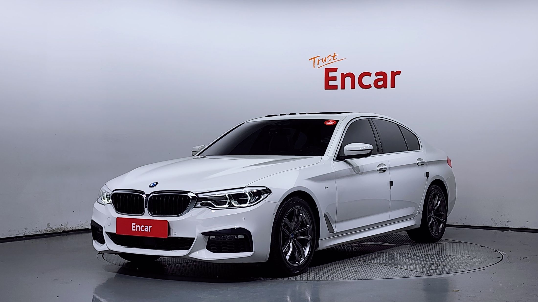 BMW 5-SERIES G30 2018