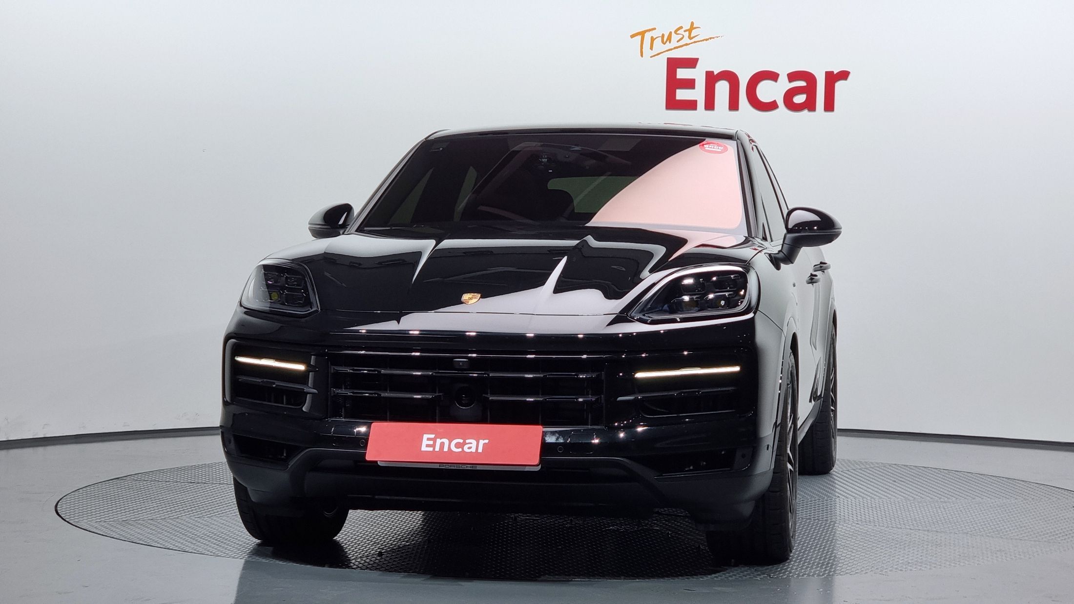 PORSCHE CAYENNE PO536 2025