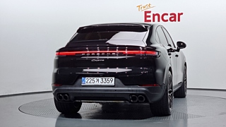 PORSCHE CAYENNE PO536 2025
