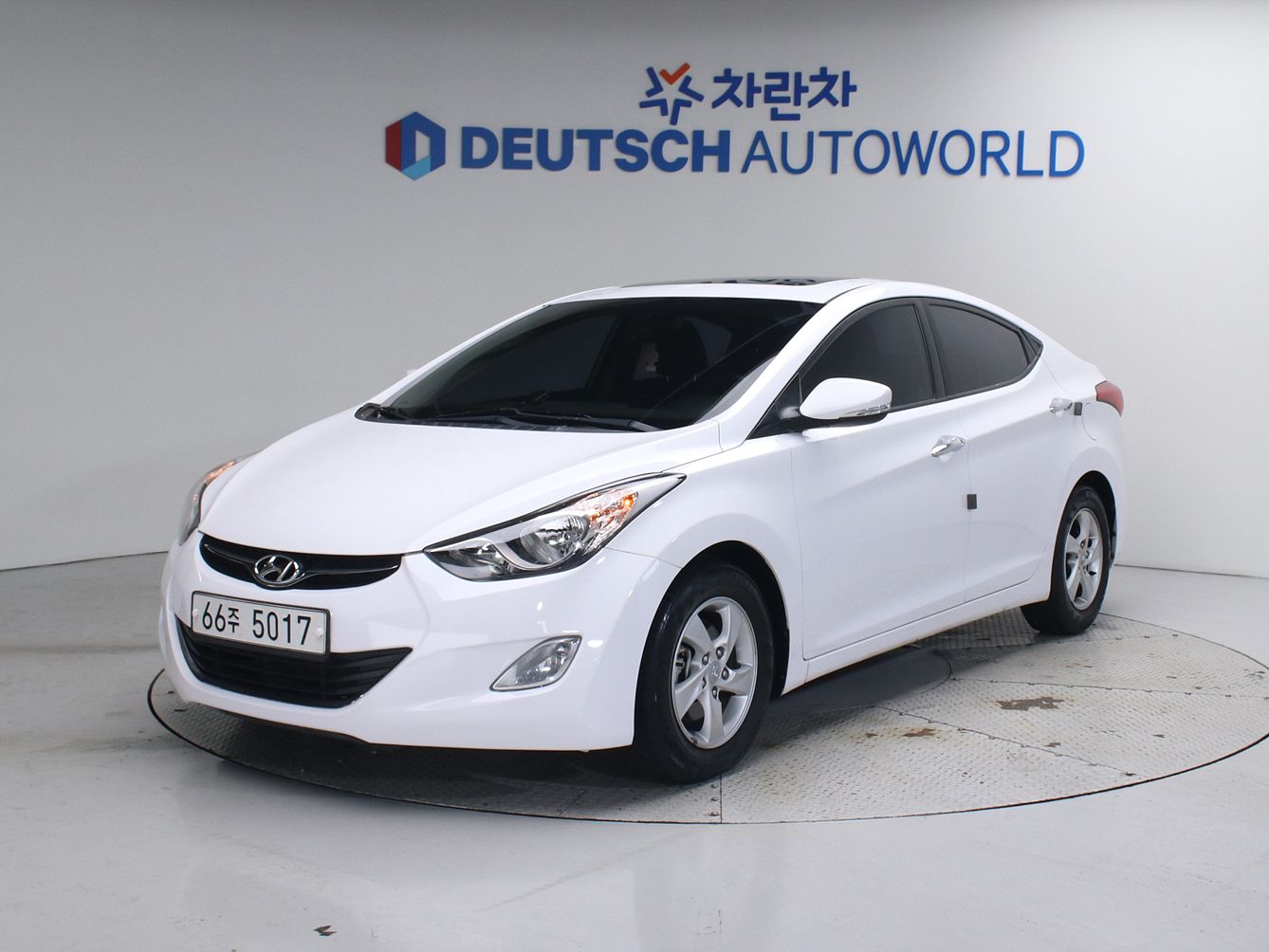 HYUNDAI AVANTE MD 2012