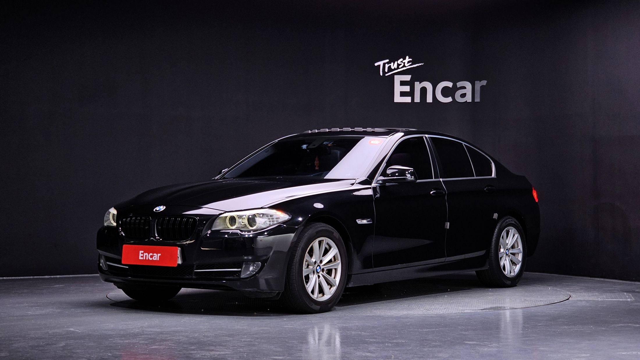 BMW 5-SERIES F10 2013