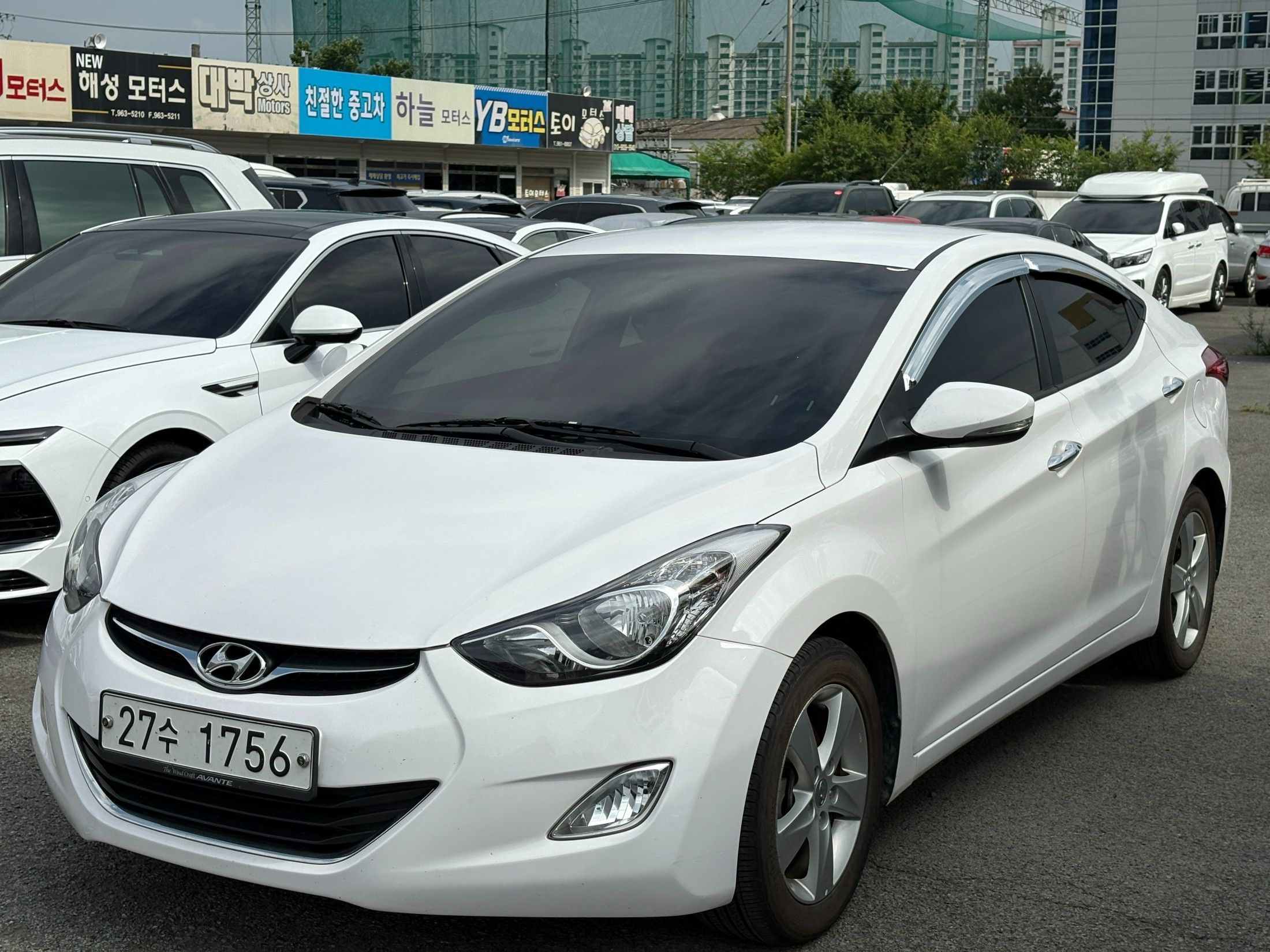 HYUNDAI AVANTE MD 2013