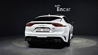 KIA STINGER 2017