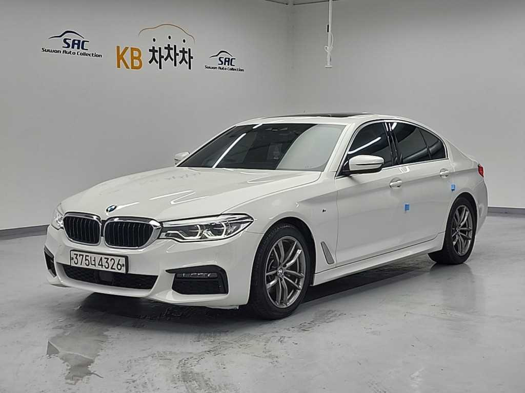 BMW 5-SERIES G30 2020