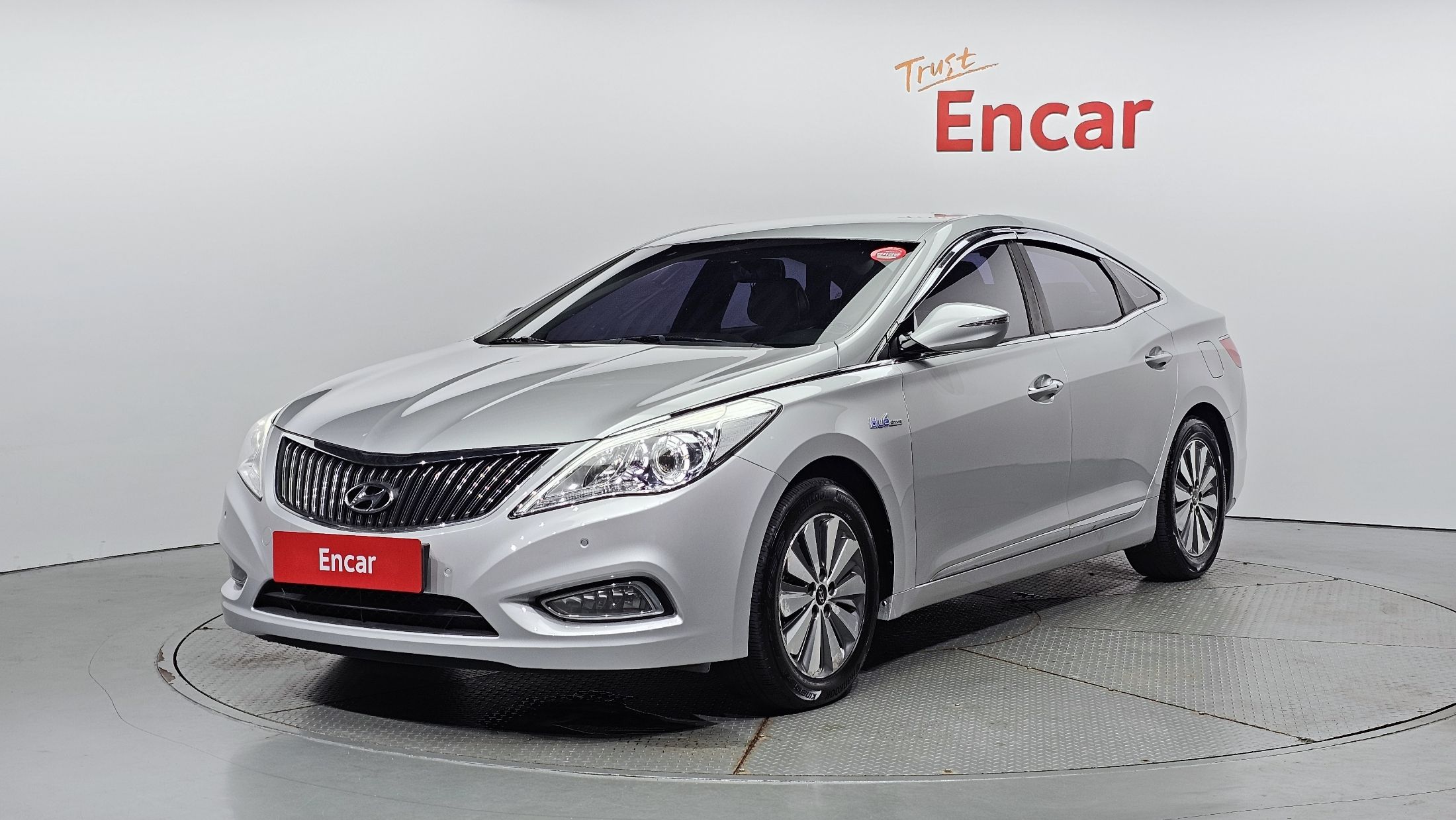 HYUNDAI GRANDEUR HG HYBRID 2014