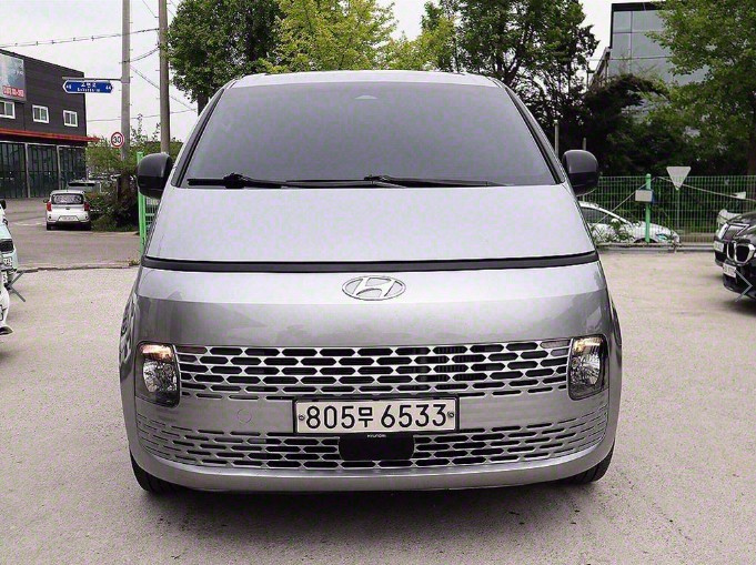 HYUNDAI STARIA 2022