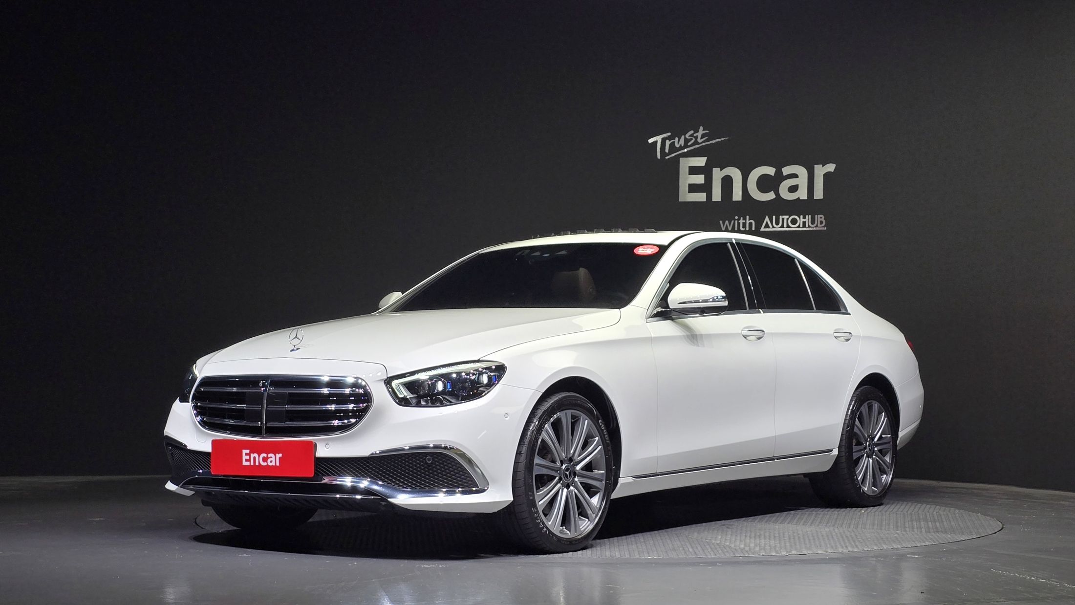 MERCEDES BENZ E-CLASS W213 2023