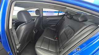 HYUNDAI AVANTE AD 2016