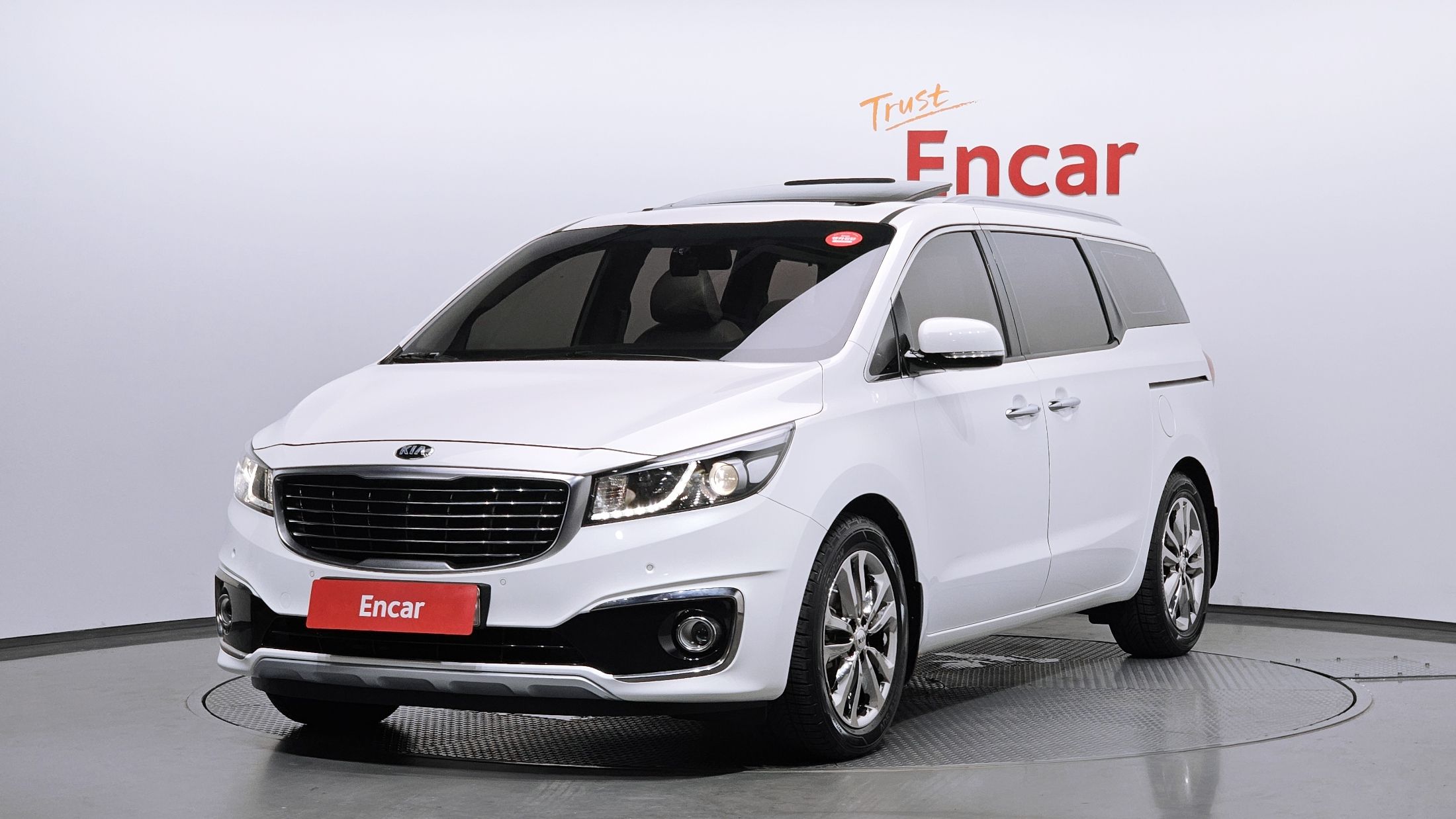 KIA CARNIVAL 2017