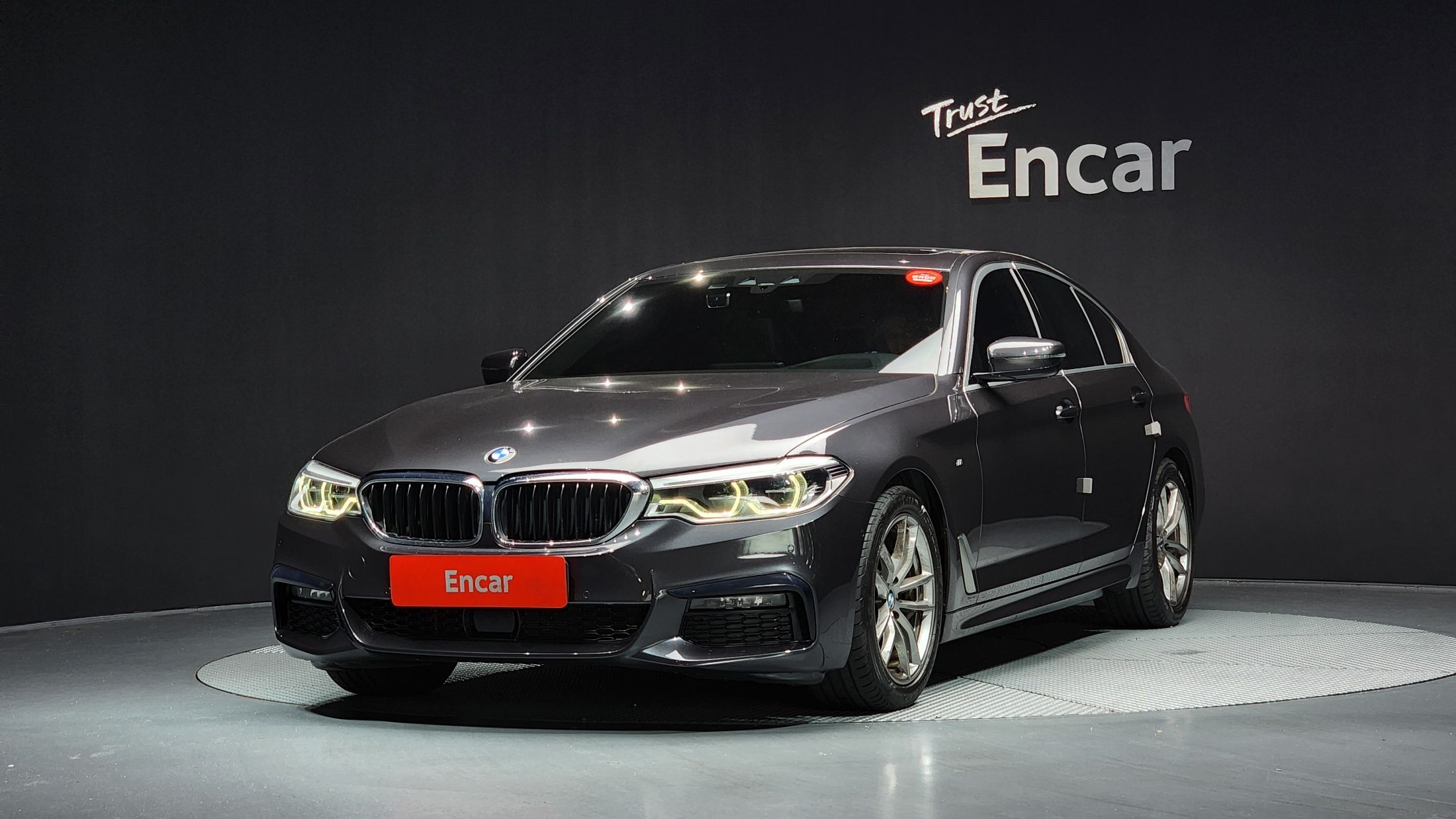 BMW 5-SERIES G30 2020