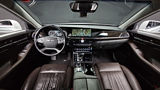 GENESIS EQ900 2017