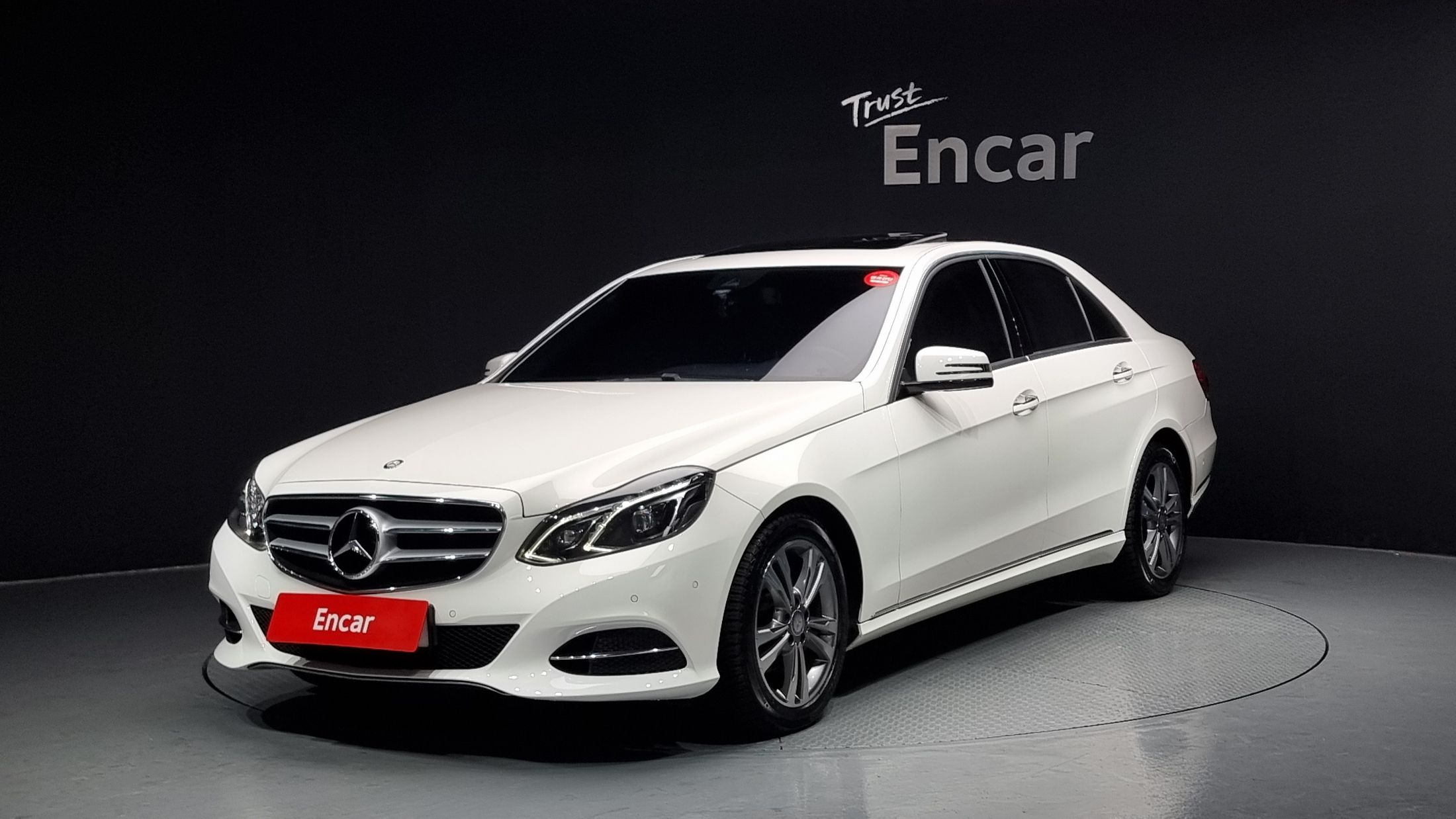 MERCEDES BENZ E-CLASS W212