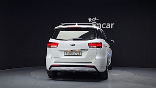 KIA CARNIVAL 2017