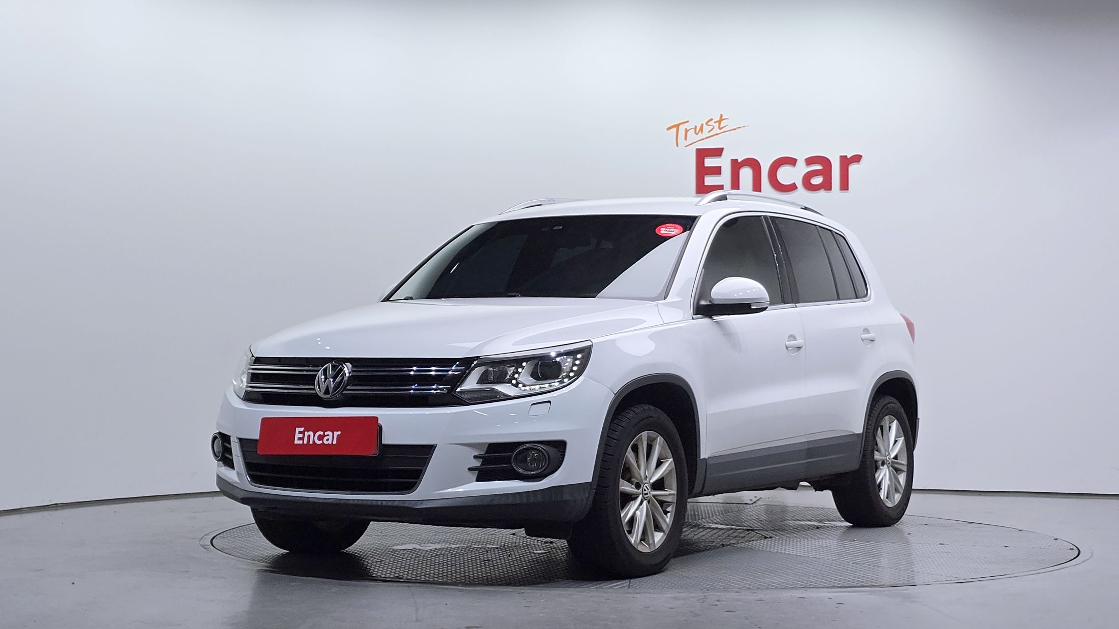 VOLKSWAGEN TIGUAN 2015