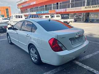 SAMSUNG SM5 NEW IMPRESSION 2009