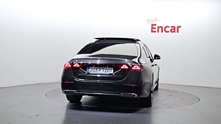 MERCEDES BENZ E-CLASS W214 2024