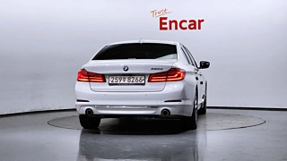 BMW 5-SERIES G30 2020