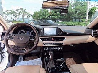 HYUNDAI GRANDEUR IG 2019