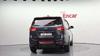 KIA CARNIVAL 2016