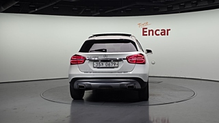 MERCEDES BENZ GLA-CLASS X156 2016