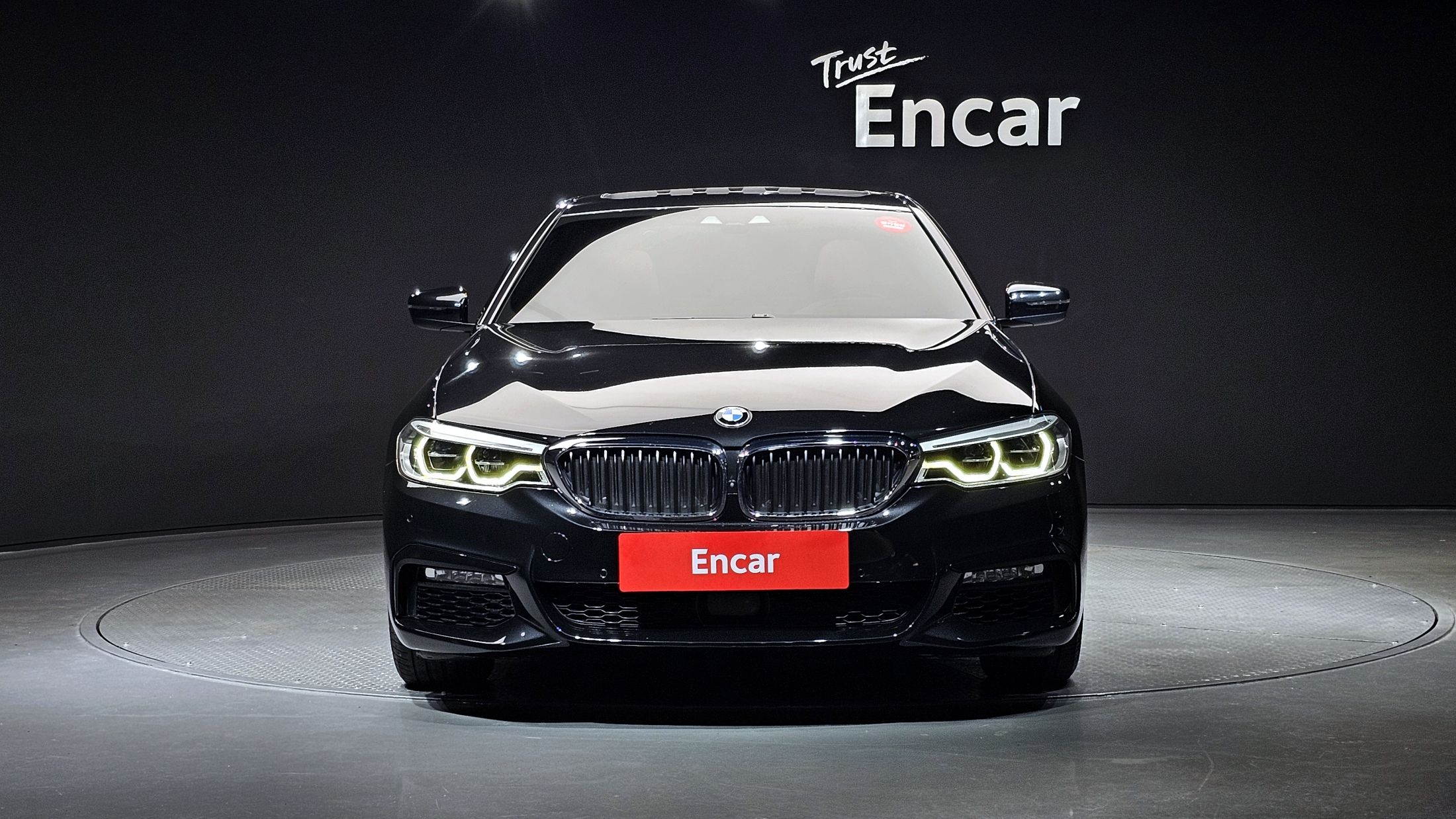 BMW 5-SERIES G30 2017