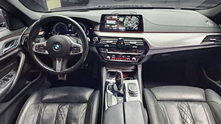 BMW 5-SERIES G30 2018