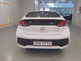 HYUNDAI IONIQ HYBRID 2016
