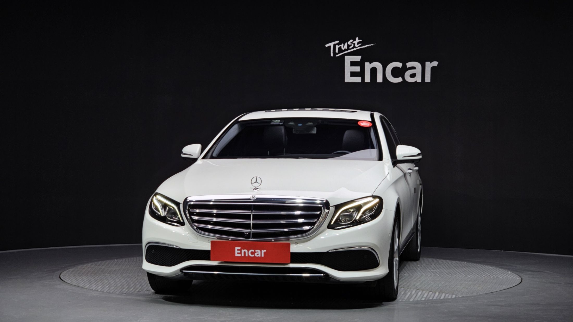 MERCEDES BENZ E-CLASS W213 2017